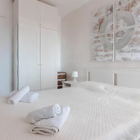 Apartament Eltufeto *